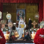Вечірня першого дня Пасхи в тимчасовому храмі святого пророка Іллі м. Каменя-Каширського